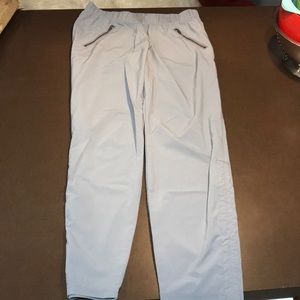 Athleta flowy cropped pants